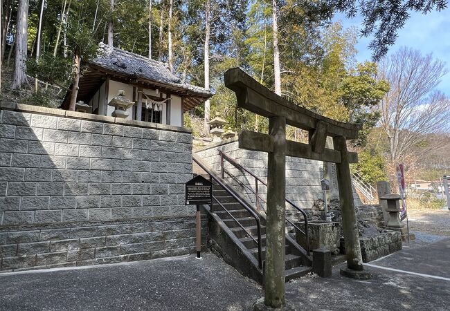 北条義時が息子のために建てた神社