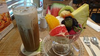 フルーツが美味しいカフェ