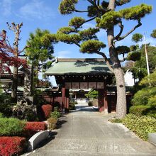 本行寺山門