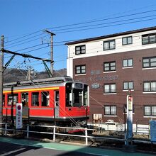 電車のお隣