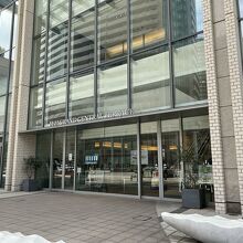 メインエントランス