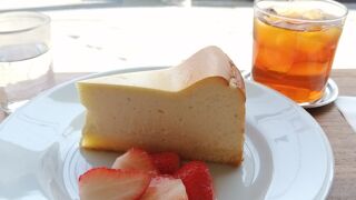 美味しいお菓子と落ち着いた時間が味わえます