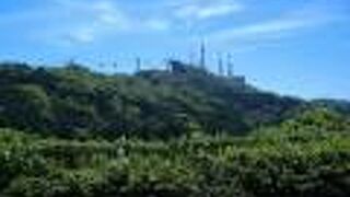 長崎ロープウェイのゴンドラからは、世界新三大夜景にも認定された1,000万ドルの夜景を一望できます。