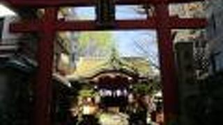 季節感と清涼さが感じられる神社