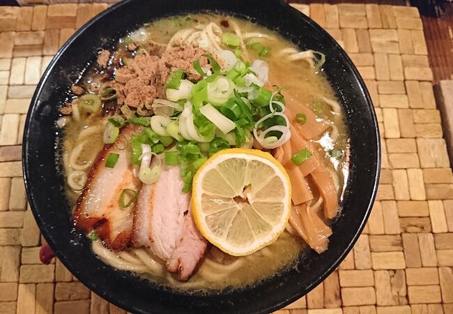 ツイッターで話題のラーメン屋さん