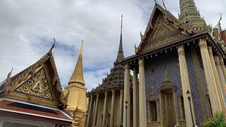 エメラルドブッダがあるお寺