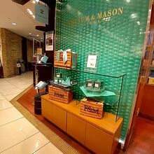 フォートナム・アンド・メイソン・コンセプトショップ 日本橋三