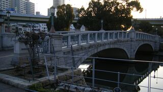 小ぶりなアーチ橋