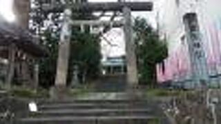 かつては月の名勝地とされていた神社