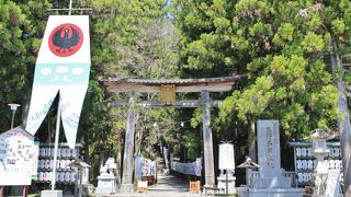 熊野三山の中心、全国の熊野神社の総本宮
