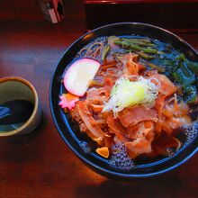 肉そば　￥1,030