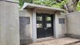 普段は閉まっている扉