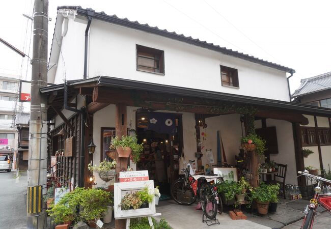 パウンドケーキの店