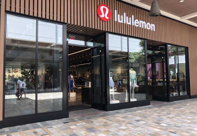 ルル レモン (アラモアナ センター店) クチコミ・アクセス・営業 ルル レモン (アラモアナ センター店) クチコミ・アクセス・営業