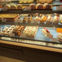 ネコちゃんが並んでいた