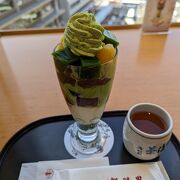 抹茶で有名な辻利のカフェ