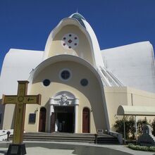 青空に映える建物