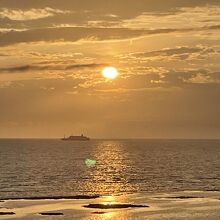 天気が良いとこんな夕日が見られます！