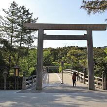 内宮の入口である宇治橋