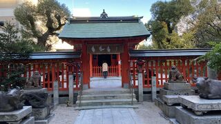 博多天神の由来の神社です。