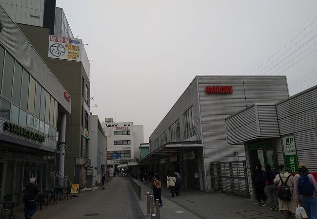 小田急マルシェ鶴川