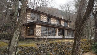 遊覧船船着き場から近い