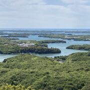 英虞湾を一望する眺めの良い展望テラス