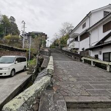 杵築街巡り　志保屋の坂