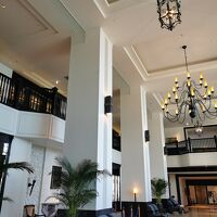 フロントは、海外のホテルみたい！