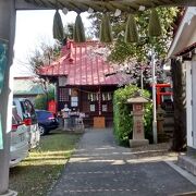 普通の神社という感じ