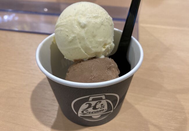 濃厚でおいしいアイスクリーム。