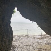 雨の日は海の色が…