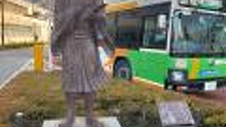 モダンな南千住駅には、都営バスが発着していて超おすすめ