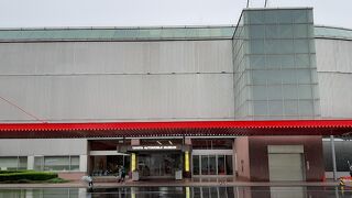 自社にとどまらない、日本のモータライゼーションを丁寧に展示しています