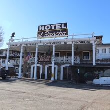 El Rancho Hotel