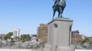 快晴の空に、馬も映えていました