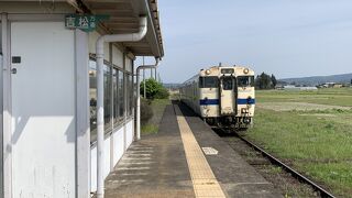 昼間の本数がかなり少ないので注意