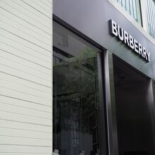 バーバリー 銀座店