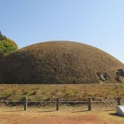 装飾古墳ですが、現在は公開されていませんでした。