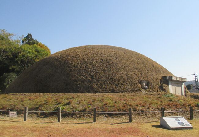 装飾古墳ですが、現在は公開されていませんでした。