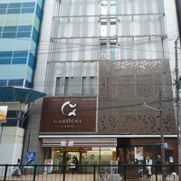 市電・西４丁目電停前直ぐ！