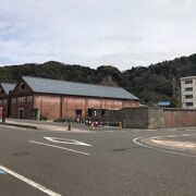 赤レンガ倉庫（福井県敦賀）：港町敦賀の象徴的な建物で2棟並ぶ