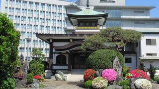 本堂が印象的です