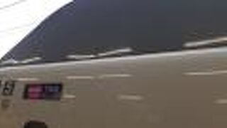 ＧＷ期間初日の東京行き列車なのに指定席・自由席ともに混雑気味でした