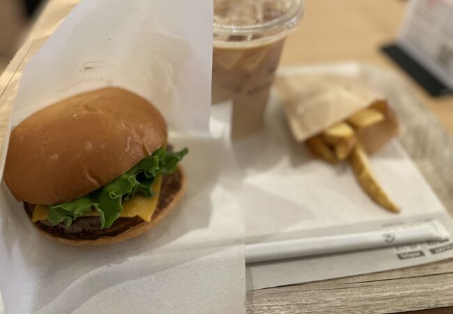 the 3rd Burger アークヒルズサウスタワー店