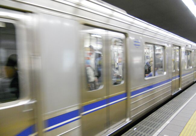 大阪メトロ 四つ橋線 (3号線)