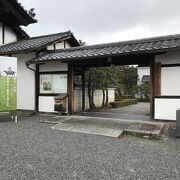 相国寺創建600年事業として1984年に開館