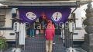 お寺そのものはかなり小規模な感じです