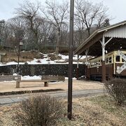 伊香保渋川間を運行した路面電車がある公園