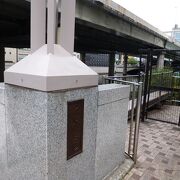 日本橋を眺める隠れたスポット